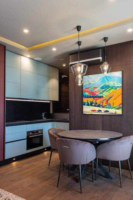 Luxury Apartment In The Superb Location Chişinău Exterior foto